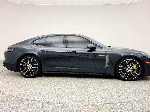 Used 2023 Porsche Panamera 4 Platinum Edition AWD/4WD image 4