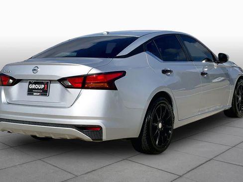Used 2020 Nissan Altima 2.5 S FWD image 13