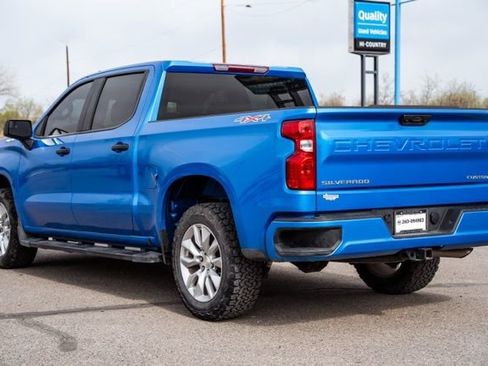 Used 2025 Chevrolet Silverado 1500 Custom image 7