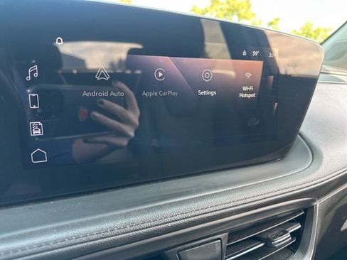 Used 2024 Buick Encore GX Sport Touring image 32