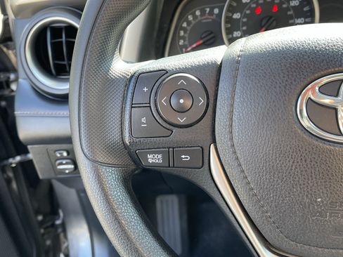 Used 2015 Toyota RAV4 XLE AWD/4WD image 20