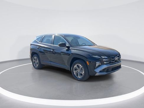 New 2026 Hyundai Tucson Blue SE AWD/4WD image 2