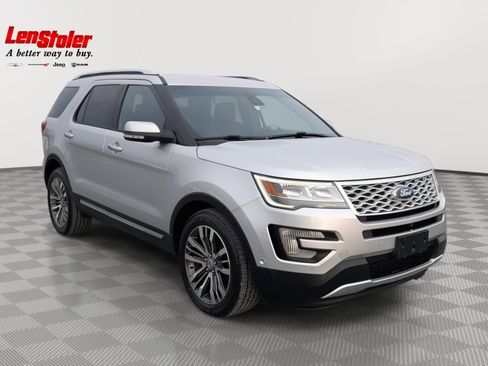 Used 2017 Ford Explorer Platinum image 7
