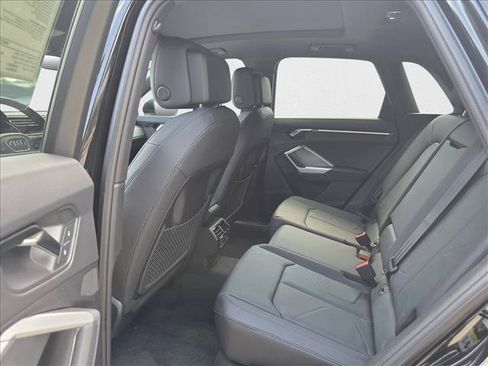 New 2025 Audi Q3 2.0T Premium w/ Convenience Package AWD/4WD image 18