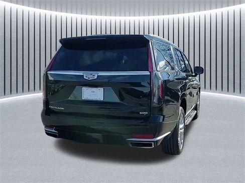 Certified 2024 Cadillac Escalade Premium Luxury image 6