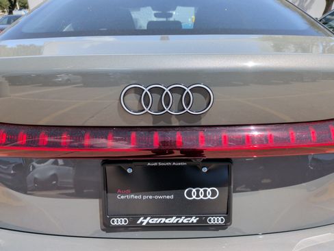 Used 2025 Audi A5 2.0T Premium Plus w/ Premium Plus AWD/4WD image 38