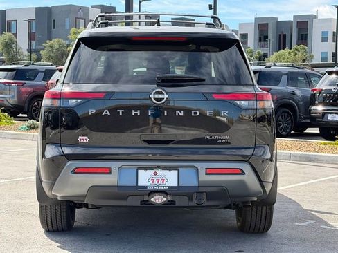 New 2026 Nissan Pathfinder Platinum image 5