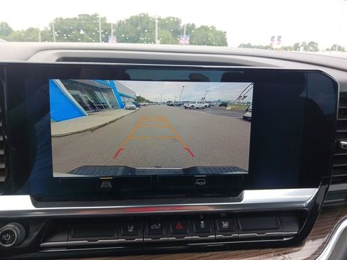 Used 2024 Chevrolet Silverado 2500 LT image 22