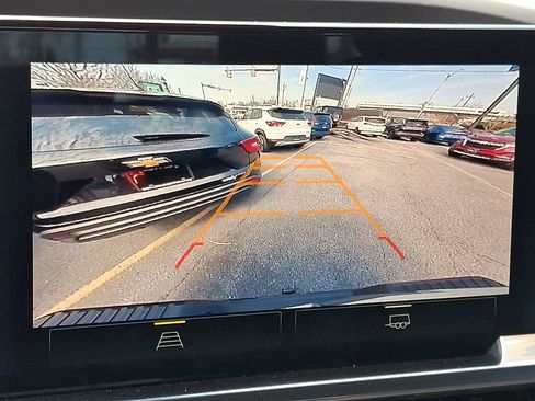 Used 2023 Chevrolet Silverado 1500 RST w/ Z71 Off-Road Package image 17