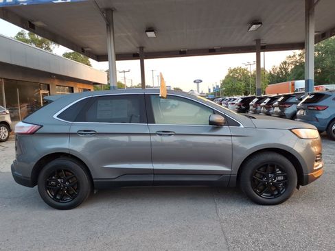 Certified 2024 Ford Edge SEL AWD/4WD image 2