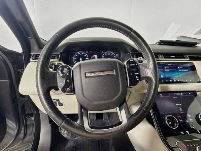 Used 2019 Land Rover Range Rover Velar S AWD/4WD image 12