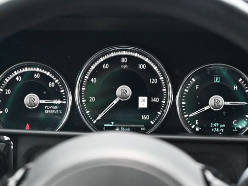 Used 2023 Rolls-Royce Cullinan image 26