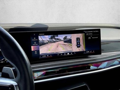Used 2024 BMW 760i xDrive w/ Luxury Rear Seating Package AWD/4WD image 19