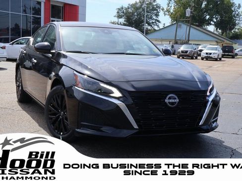 New 2025 Nissan Altima 2.5 SV w/ SV Special Edition Package image 1