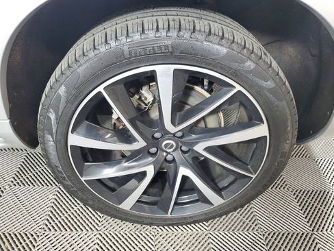 Certified 2023 Volvo XC90 B5 Plus w/ Protection Package Premier AWD/4WD image 13