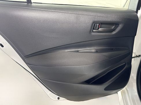 Used 2025 Toyota Corolla LE FWD image 25