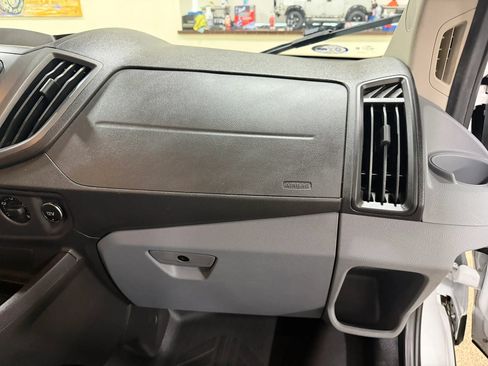 Used 2019 Ford Transit 350 XL RWD image 32