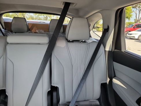 New 2026 Acura MDX w/ Advance Package image 6