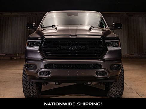 Used 2024 RAM 1500 Laramie AWD/4WD image 4