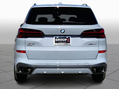 New 2026 BMW X5 xDrive40i w/ M Sport Package AWD/4WD image 4