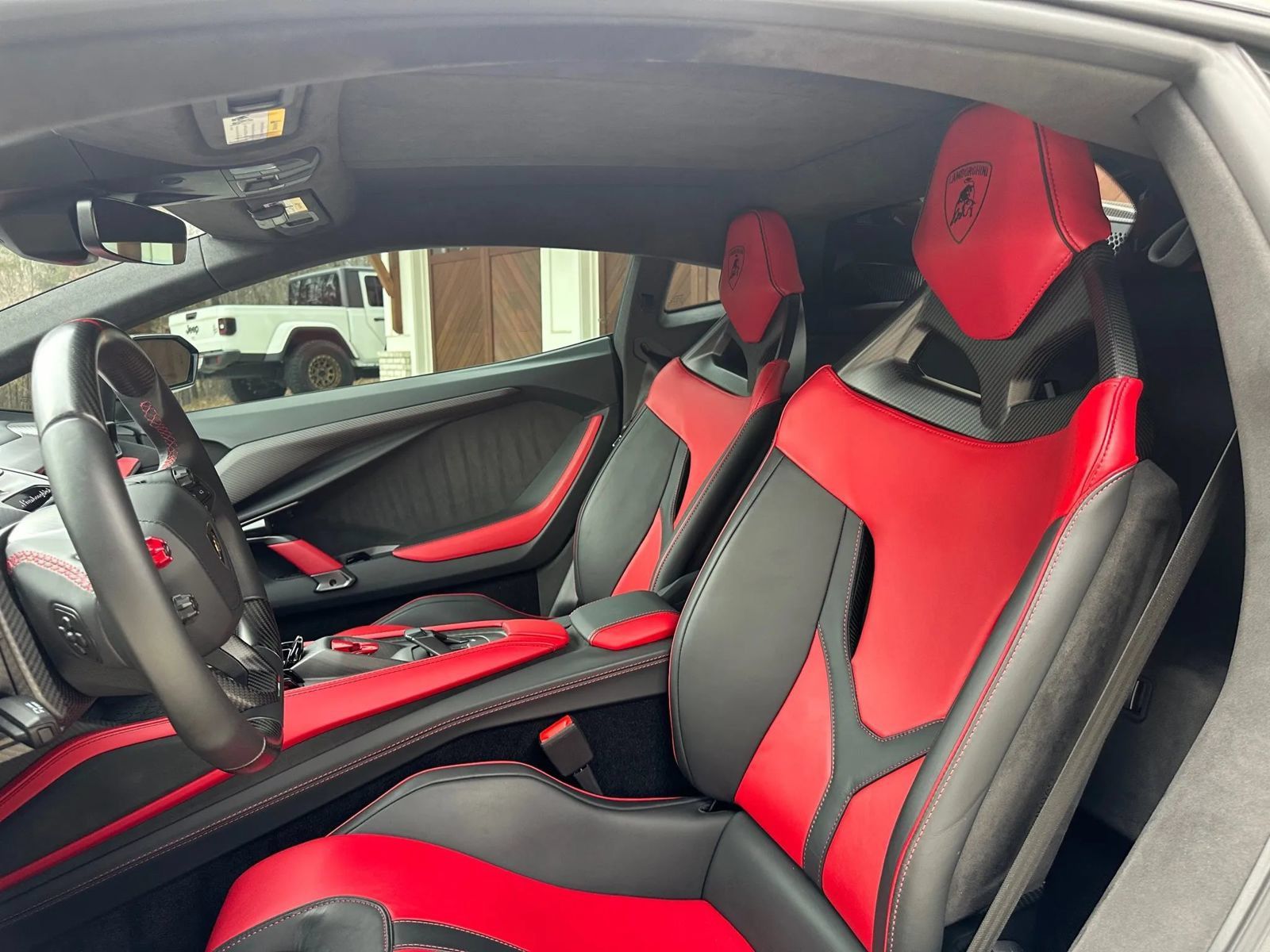Used 2024 Lamborghini Revuelto AWD/4WD image 38