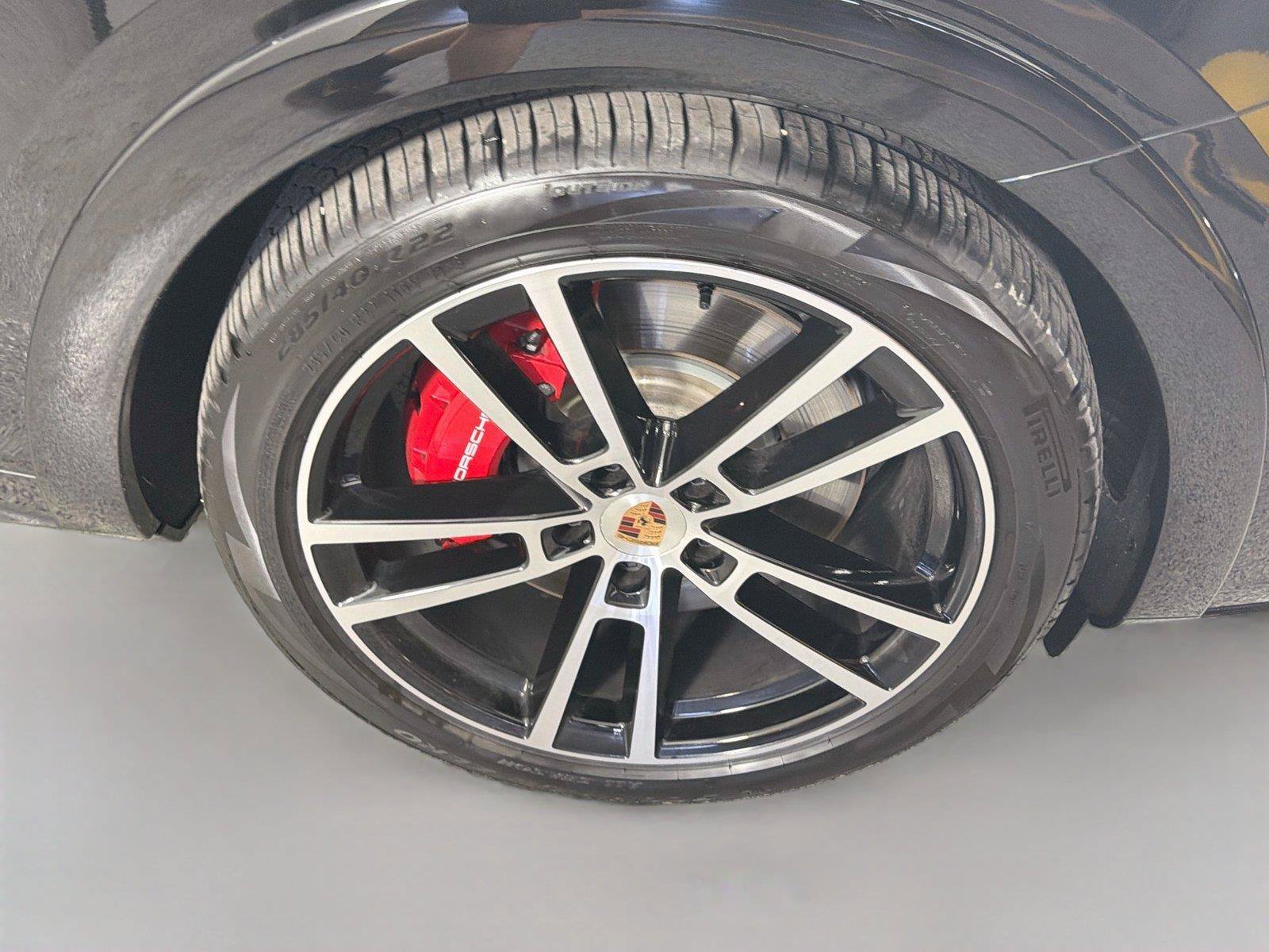 Certified 2026 Porsche Cayenne GTS AWD/4WD image 14