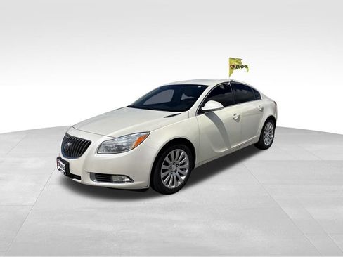 Used 2012 Buick Regal Leather FWD image 12