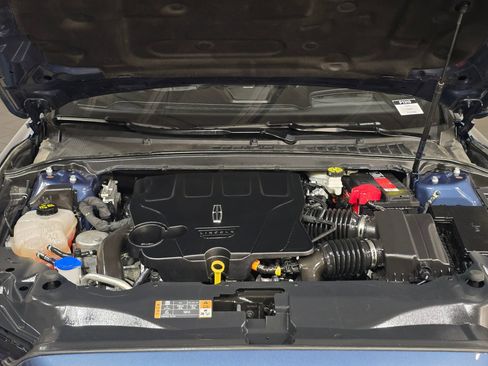 Used 2018 Lincoln Continental Reserve image 14