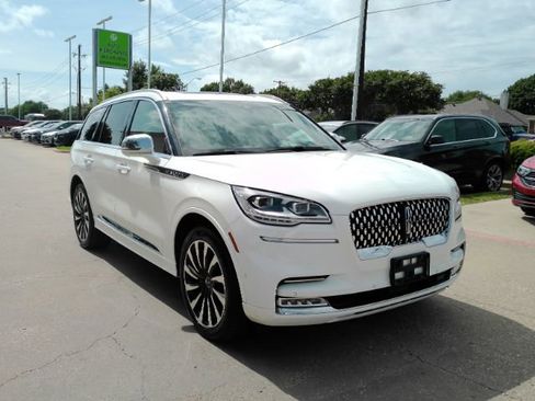 Used 2022 Lincoln Aviator Black Label Grand Touring w/ Class IV Trailer Tow Package AWD/4WD image 4