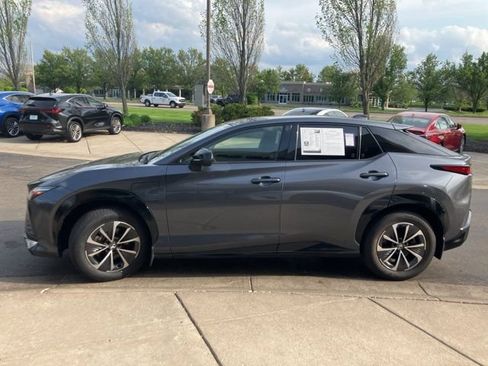 Used 2024 Lexus RZ 300e Premium w/ Accessory Package (Z1) image 8