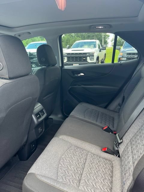 Used 2024 Chevrolet Equinox LT FWD image 11