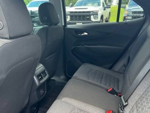 Used 2024 Chevrolet Equinox LT FWD image 11