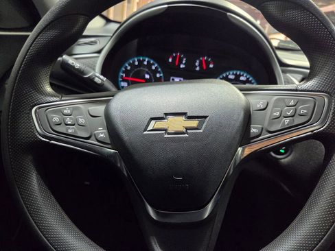 Used 2023 Chevrolet Malibu LT image 5