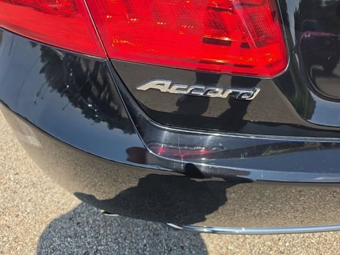 Used 2015 Honda Accord Touring image 10