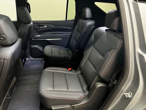 Certified 2025 Chevrolet Traverse Z71 w/ Driver Confidence Package image 38