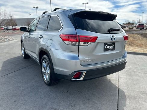 Used 2019 Toyota Highlander Limited image 5