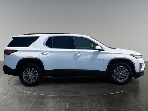 Used 2022 Chevrolet Traverse LT AWD/4WD image 10