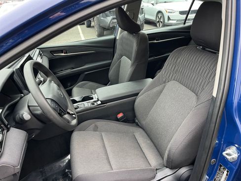 Used 2025 Toyota Camry LE image 35