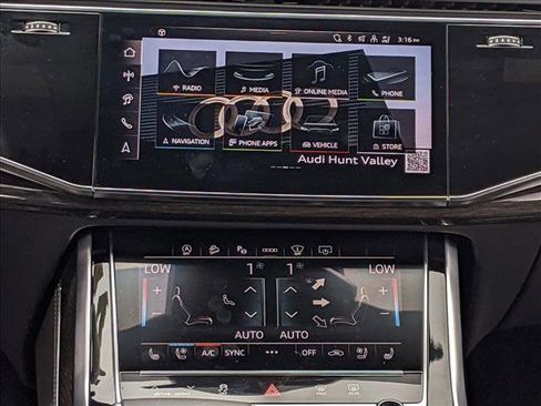 Certified 2025 Audi Q8 Prestige image 15