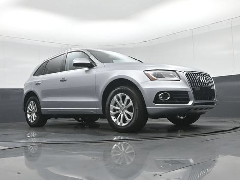 Used 2016 Audi Q5 2.0T Premium Plus w/ Technology Package AWD/4WD image 55
