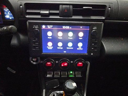 Used 2024 Toyota GR86 RWD image 13