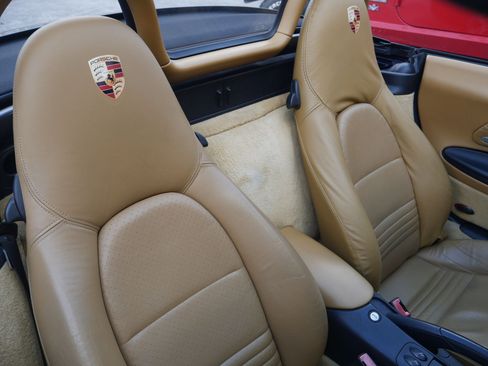 Used 2002 Porsche Boxster RWD image 78