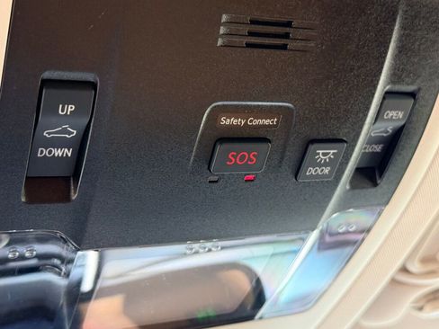 Used 2018 Lexus NX 300 AWD image 26