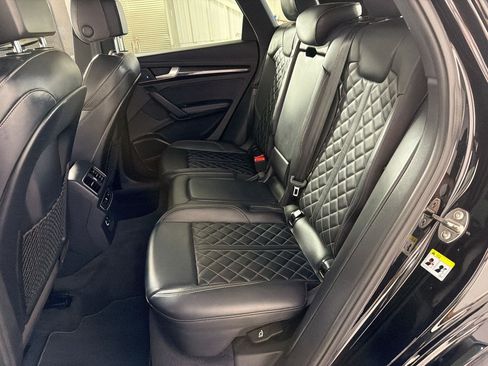 Used 2018 Audi SQ5 Premium Plus w/ S Sport Package AWD/4WD image 23