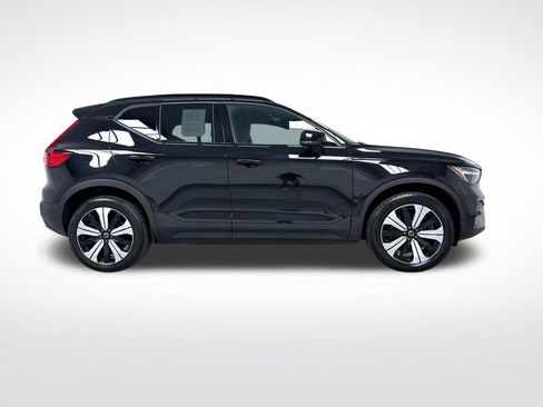 Used 2023 Volvo XC40 Recharge Plus AWD/4WD image 10