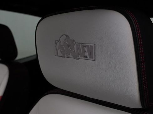 Used 2024 GMC Canyon AT4X w/ AT4X AEV Edition AWD/4WD image 12
