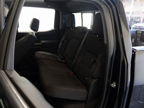 Used 2022 GMC Sierra 1500 Elevation w/ Preferred Package image 21