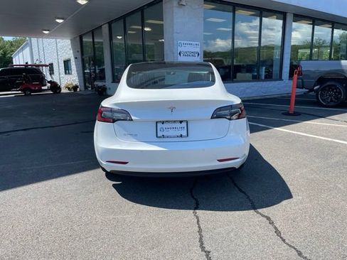 Used 2020 Tesla Model 3 Standard Range Plus RWD image 6