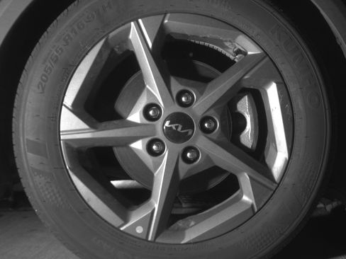 Used 2025 Kia K4 LXS image 13