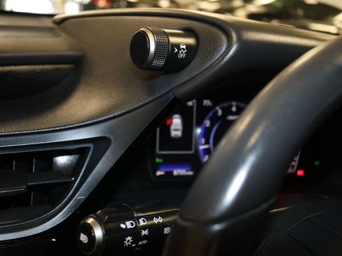 Used 2023 Lexus ES 350 w/ Premium Package image 56